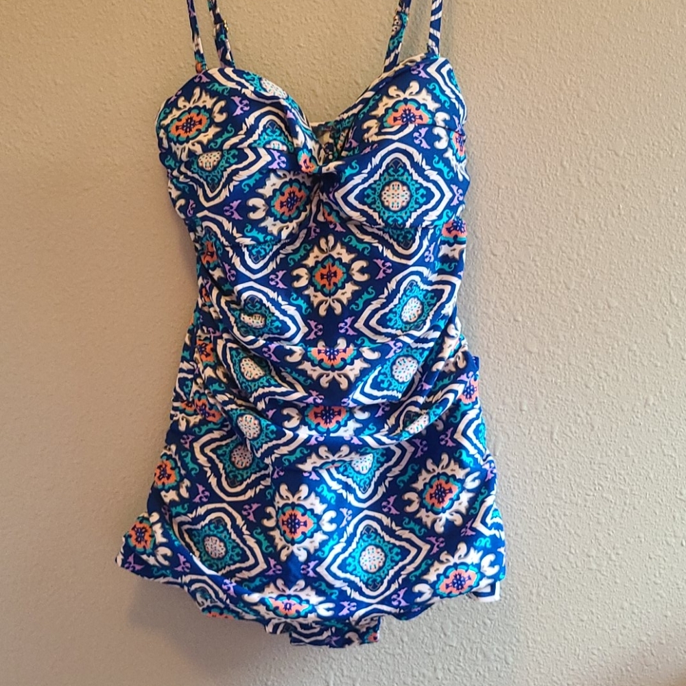 Awesome full coverage 1 piece